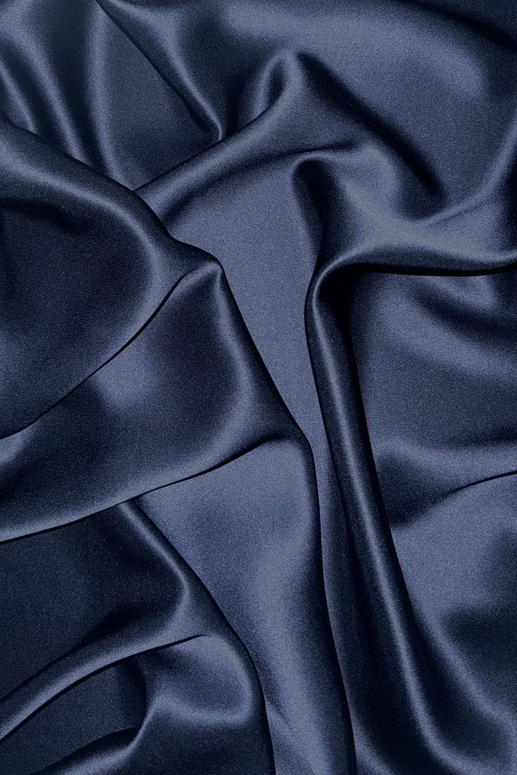 Midnight marine satin Lloren Araza